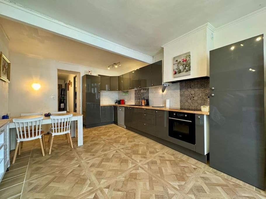 Le Refuge Du Coquelicot Apartment Beziers Ngoại thất bức ảnh
